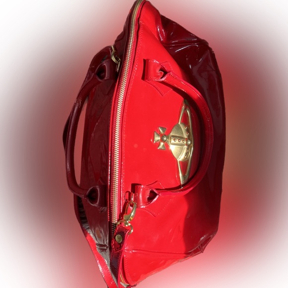 VIVIENNE WESTWOOD • RARE PATENT LEATHER CHERRY RED LARGE ZIP TOTE BAG - Picture 6 of 13